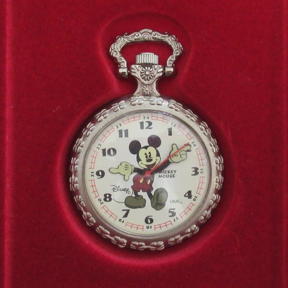 New 2004 Hallmark "Disney's Mickey Mouse" Pocket Watch, It Works, Fresh Battery - Picture 2 of 7